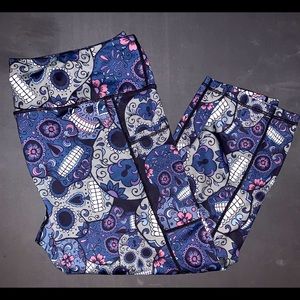 CVG Midnight Skulls Capris